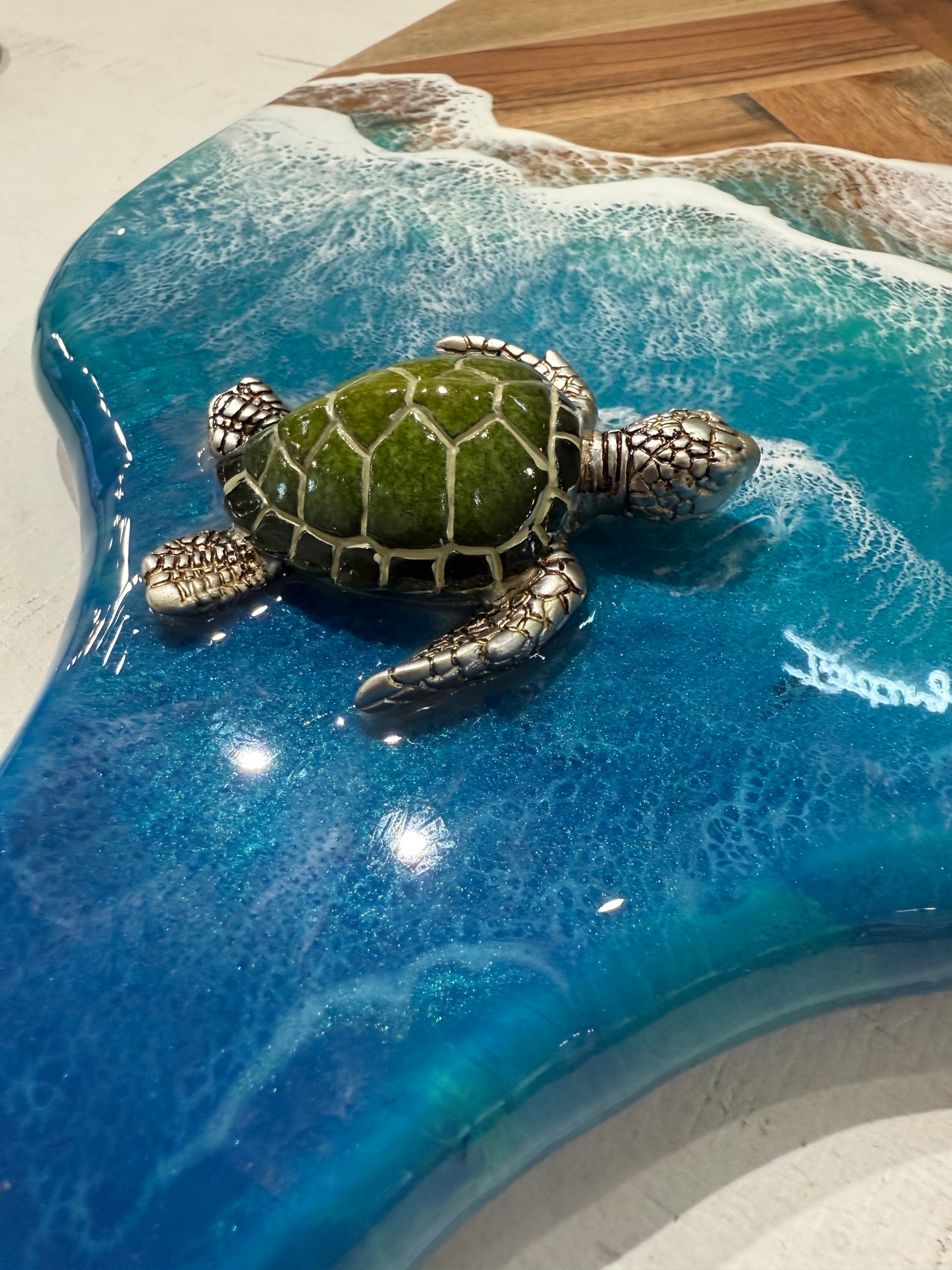 Green Turtle Board 28x10 Paddle Board