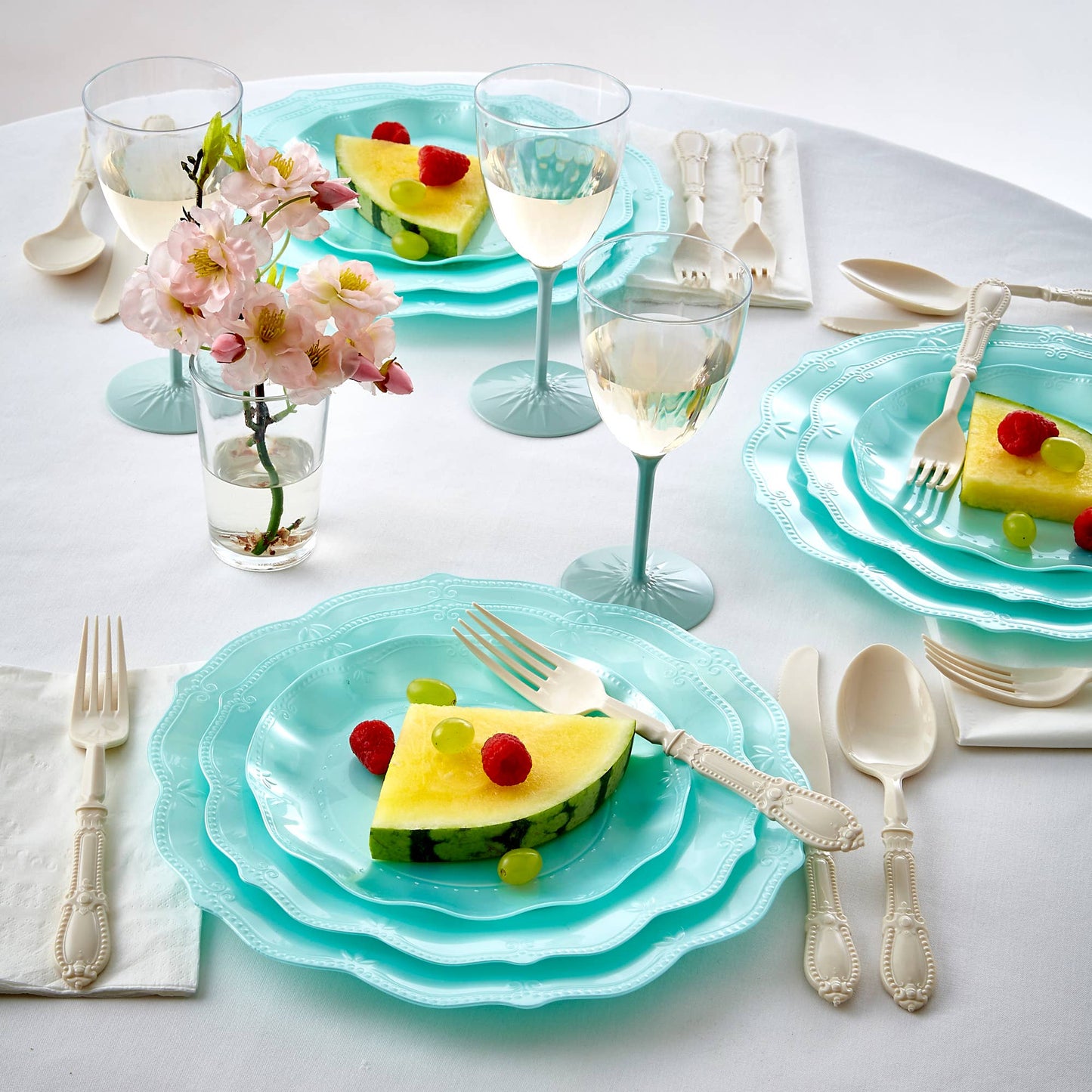 MINT 10 PC: Dinner Plates