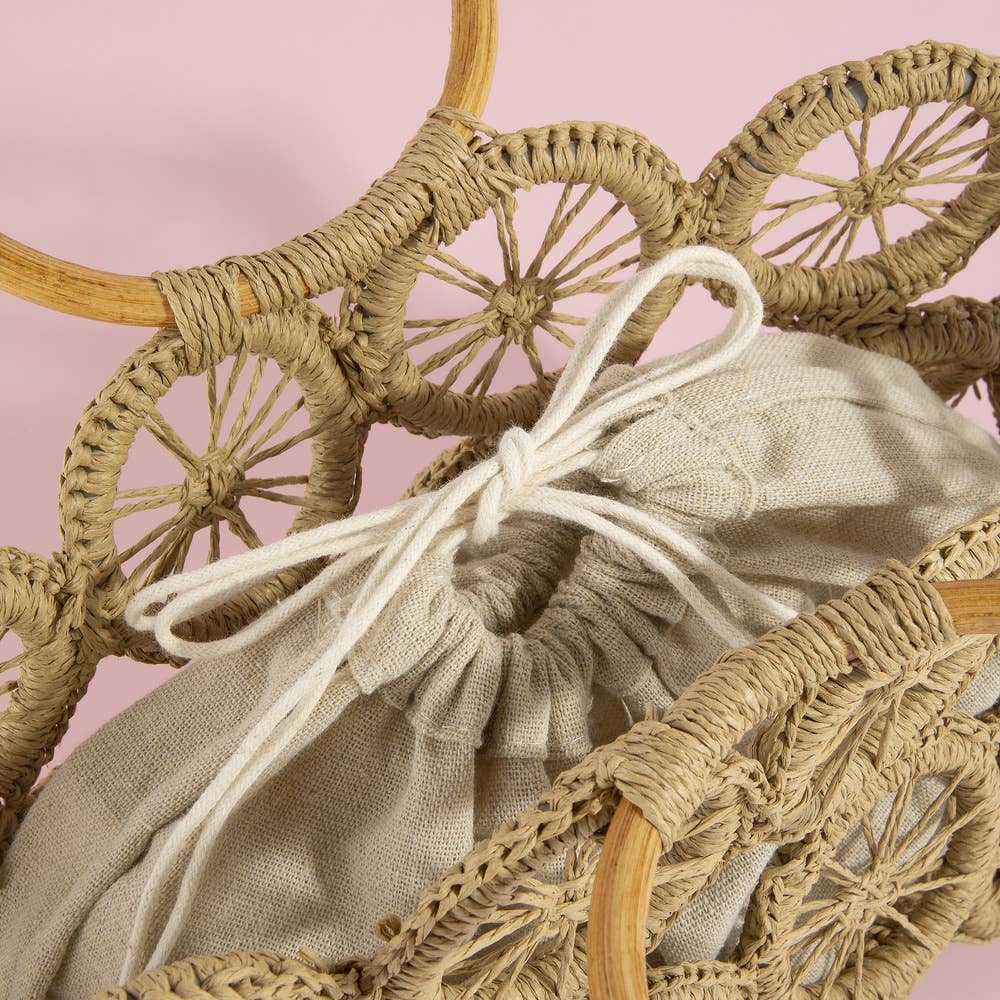 Open Circle Weave Straw Tote Bag With Wood Handle: IV