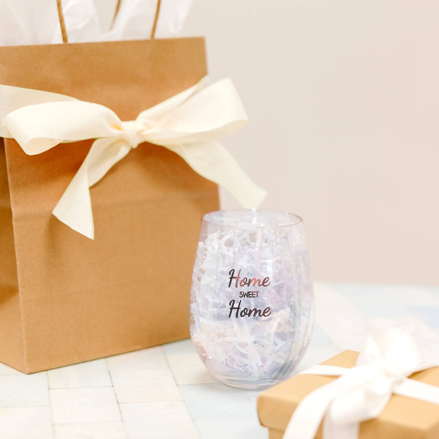Pineapple Home Sweet Home - Bottle Stopper and 20 oz Stemless Gift Set