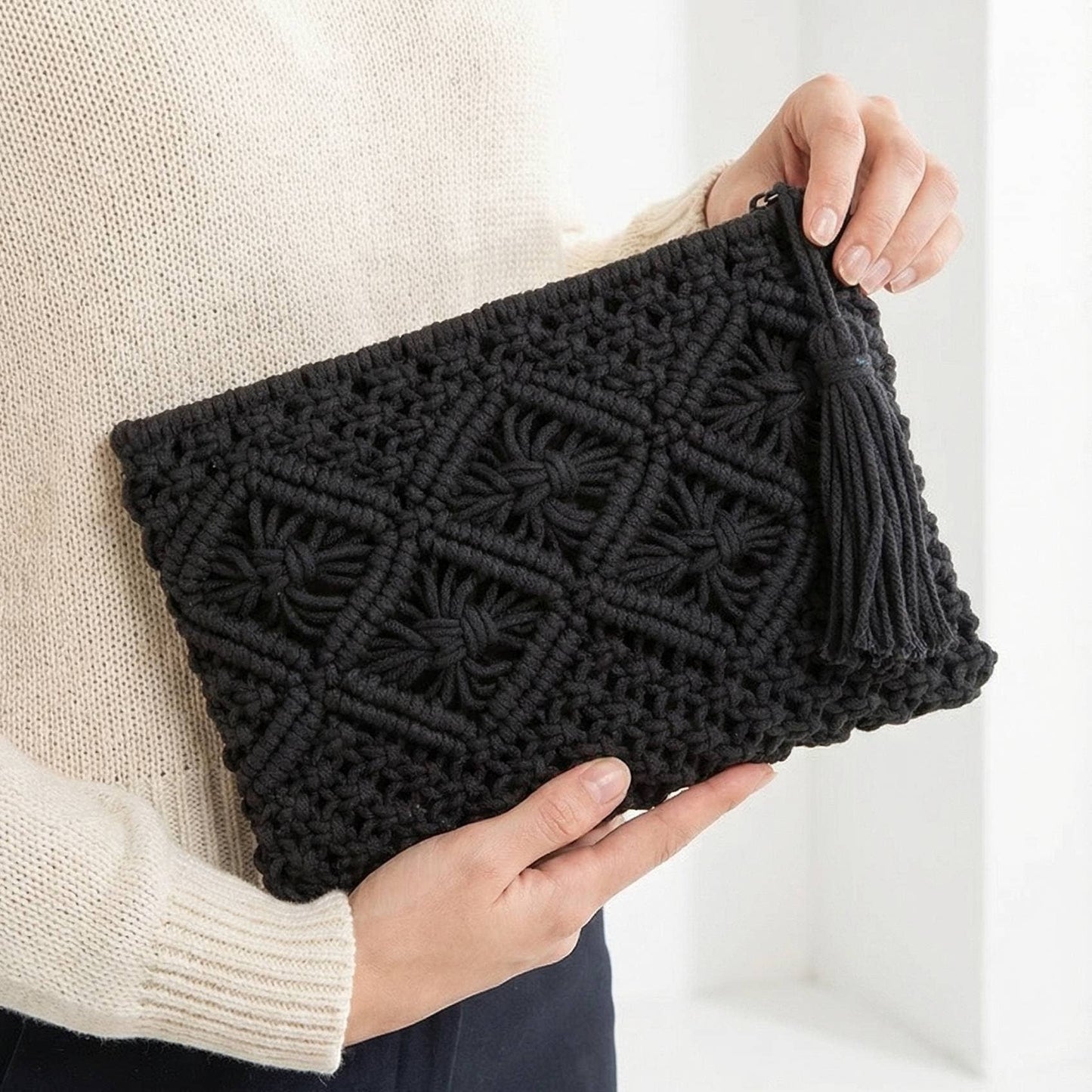 Crochet Clutch Tassel Bag: IV