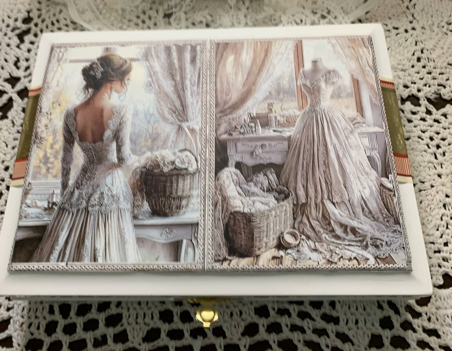 Victorian Bridal Cards: Irish Rose Doily