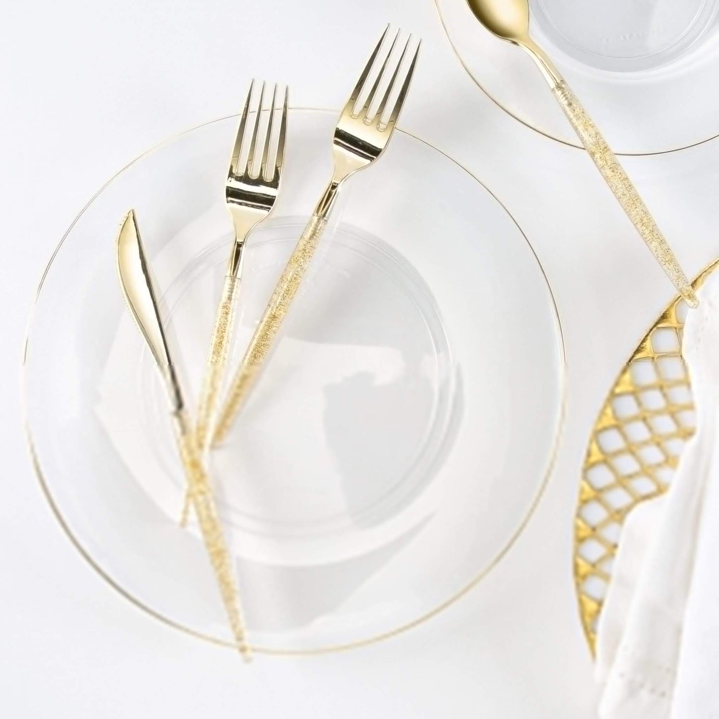 Round Clear • Gold Plastic Plates | 10 Pack: 10 Plastic Pates / 10.25" Dinner Plates